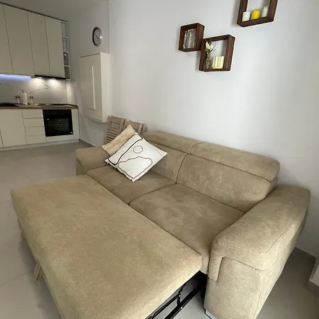 Sunshine Qerret-golem Beach-self-check-in * Golem (Tirana)