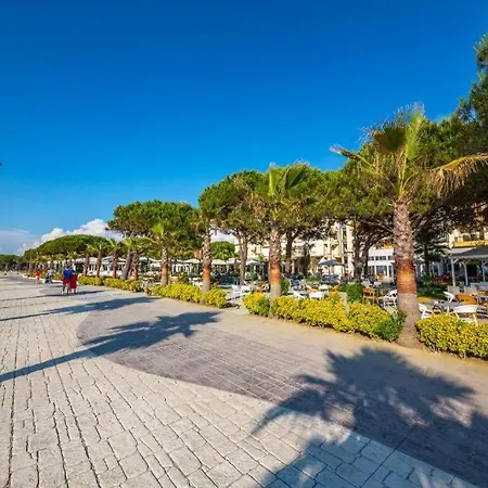 Apartamento Sunshine Qerret-golem Beach-self-check-in *