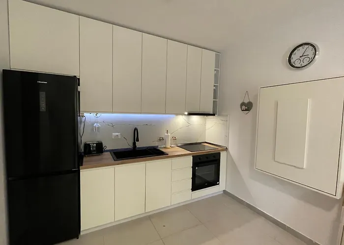 Sunshine Qerret-golem Beach-self-check-in Golem (Tirana)